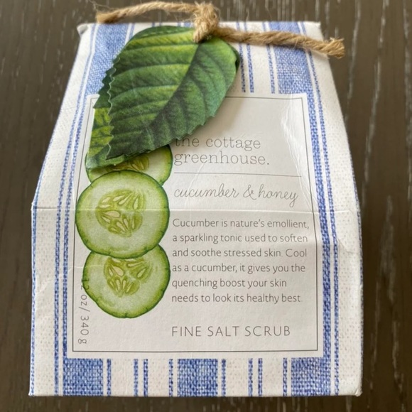 The Cottage Greenhouse Fine Salt Scrub - Picture 3 of 5